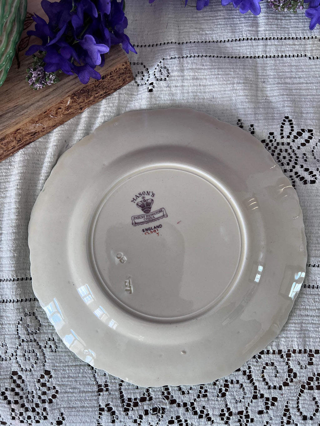 Set of 12 Mason’s Patent Ironstone Lunch Plates - Fruit Basket C2691 - Embossed Oak Leaf Border - English Vintage China