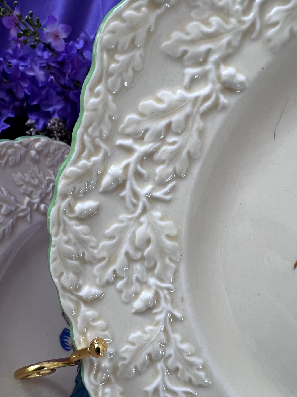 Set of 12 Mason’s Patent Ironstone Lunch Plates - Fruit Basket C2691 - Embossed Oak Leaf Border - English Vintage China