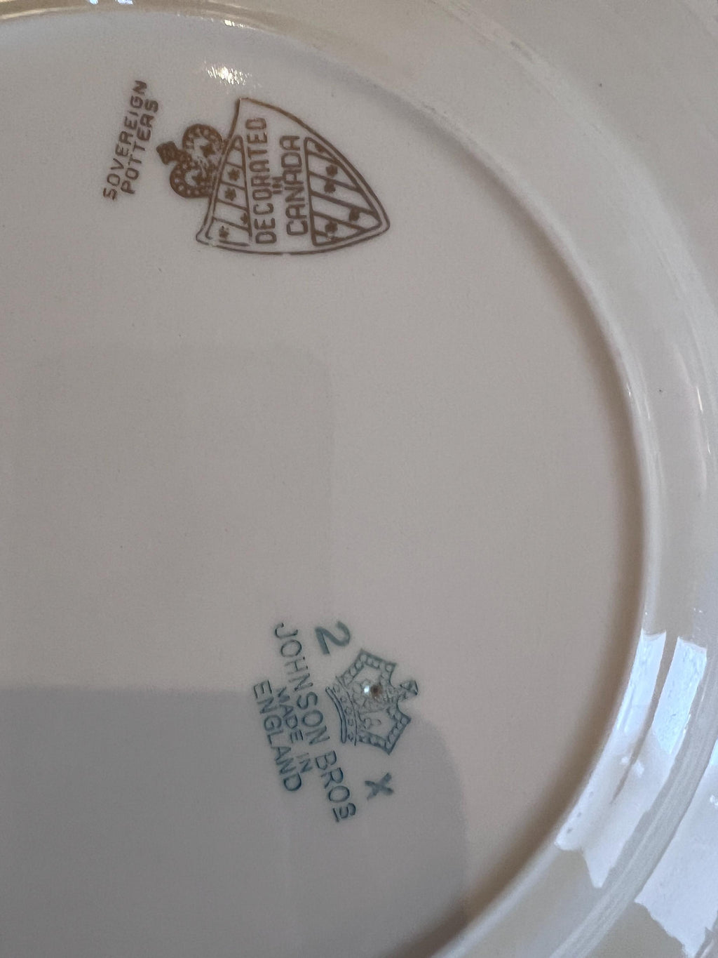 Vintage Johnson Bros Blue Leaf Wreath Plates – Scalloped Regency Ironstone Service for 4