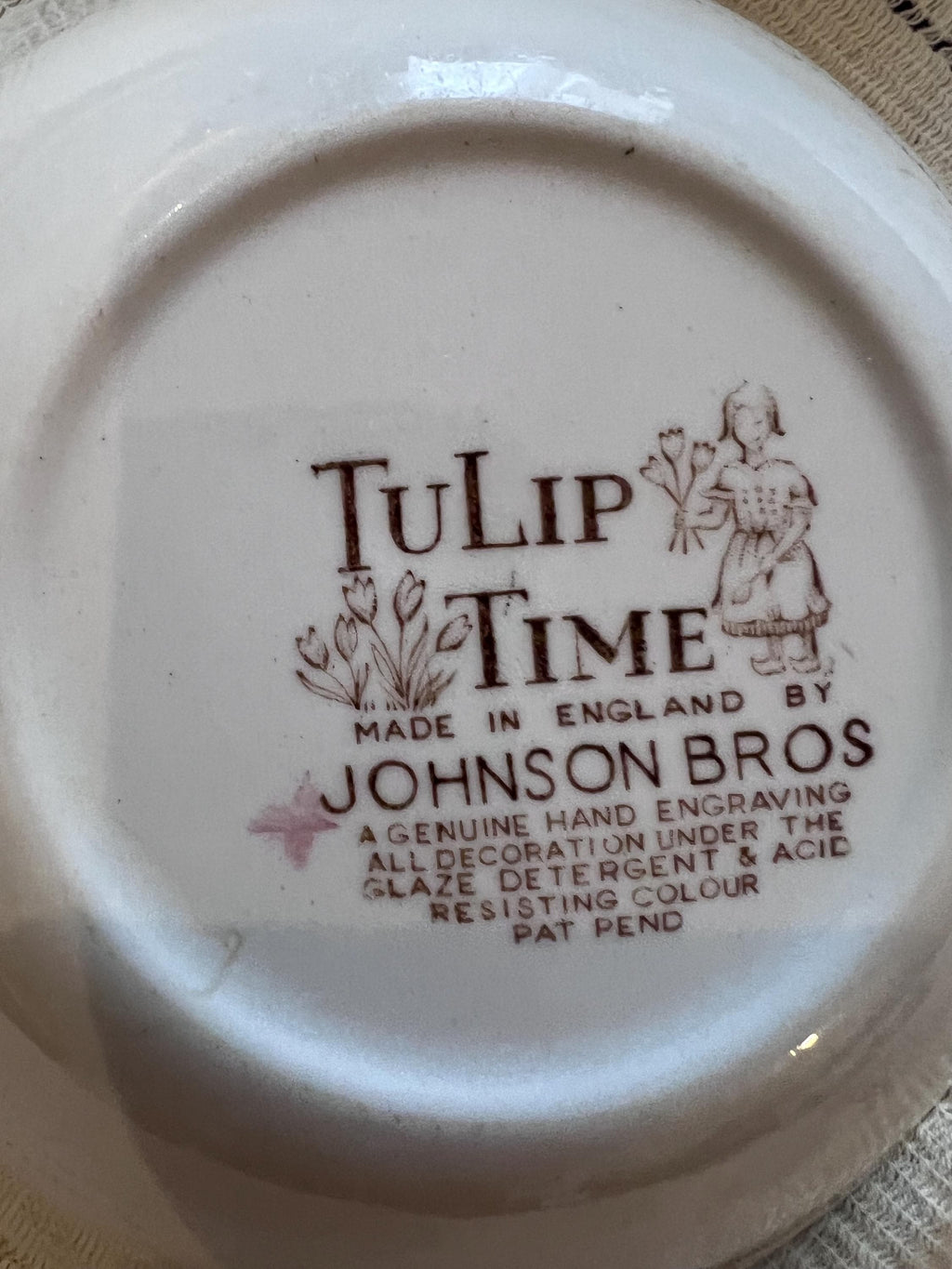 Johnson Brothers Tulip Time Breakfast Set | Brown Transferware Mugs, Saucers, Bowls