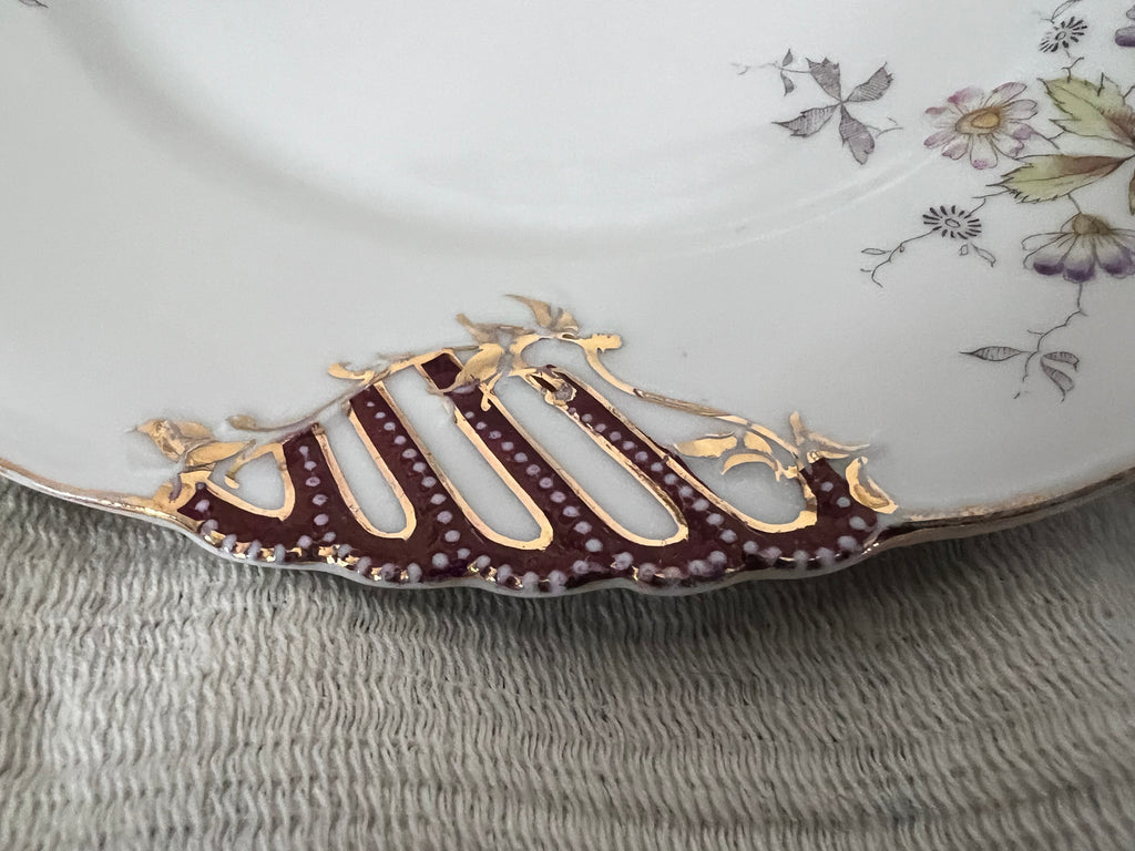 Antique German Porcelain Cabinet Plate – Pierced Burgundy & Gold Lattice Rim – Delicate Wildflower Floral Spray – Hand-Painted "QQ" Mark