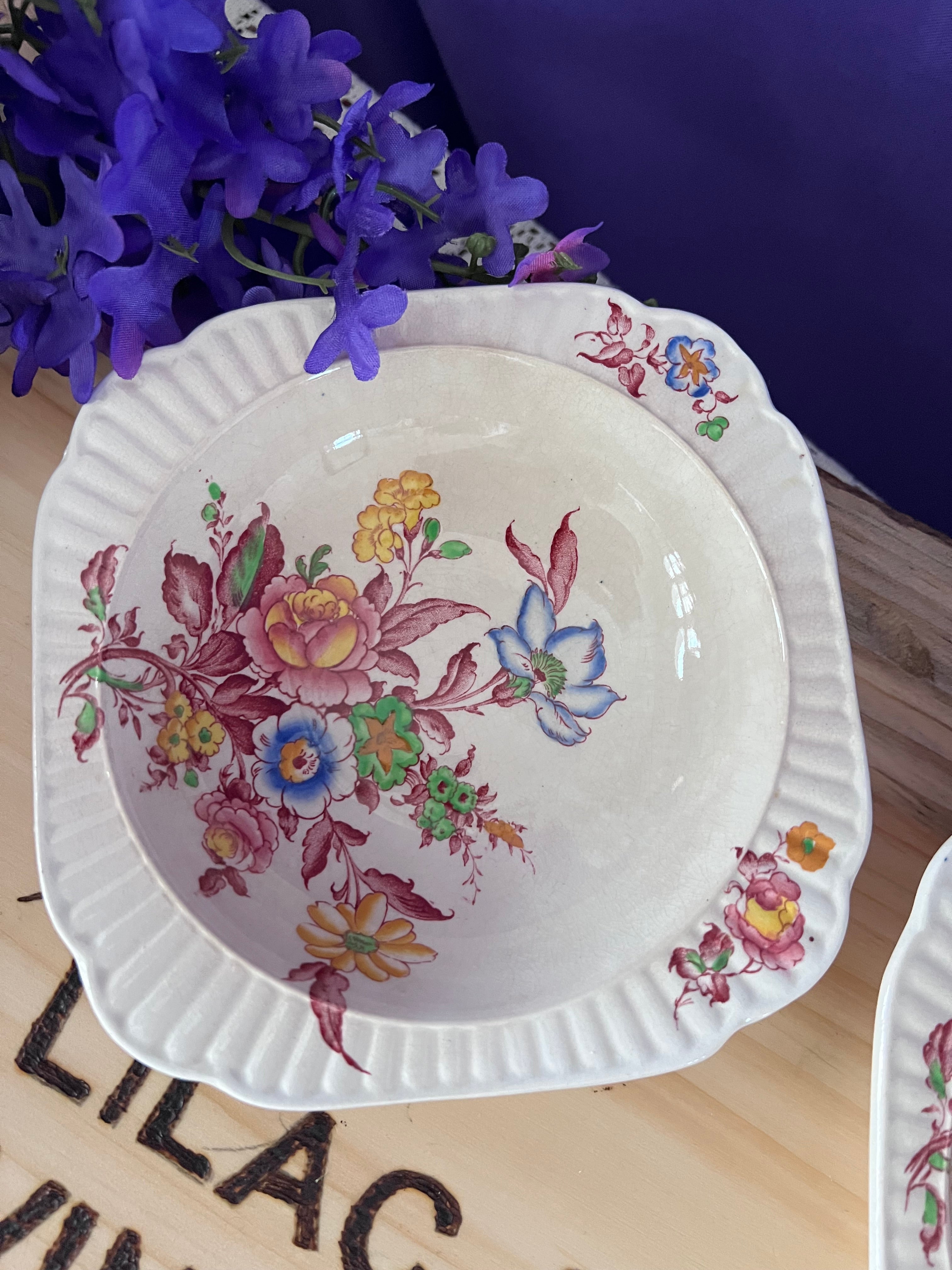 Vintage Booths "Old Country Sprays" Small Bowls - Set of 2 - Silicon China Made in Great Britain - Scalloped Floral Berry or Dessert Bowls