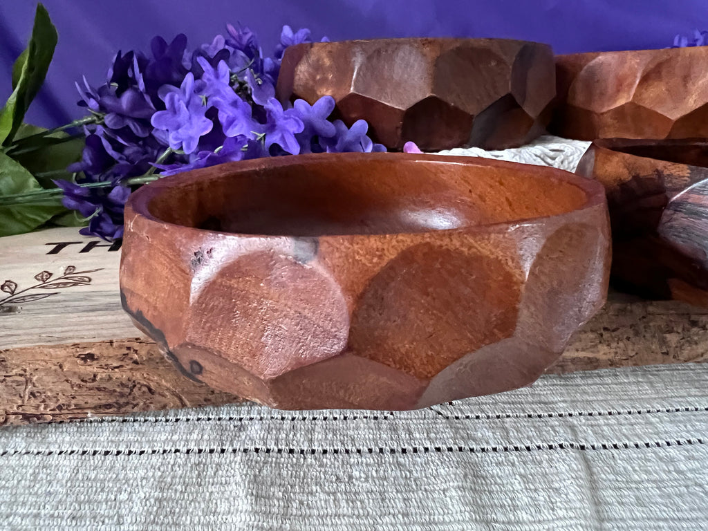 Vintage Faceted Monkey Pod Wood Nut Bowls – Set of 4