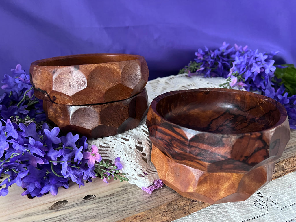 Vintage Faceted Monkey Pod Wood Nut Bowls – Set of 4
