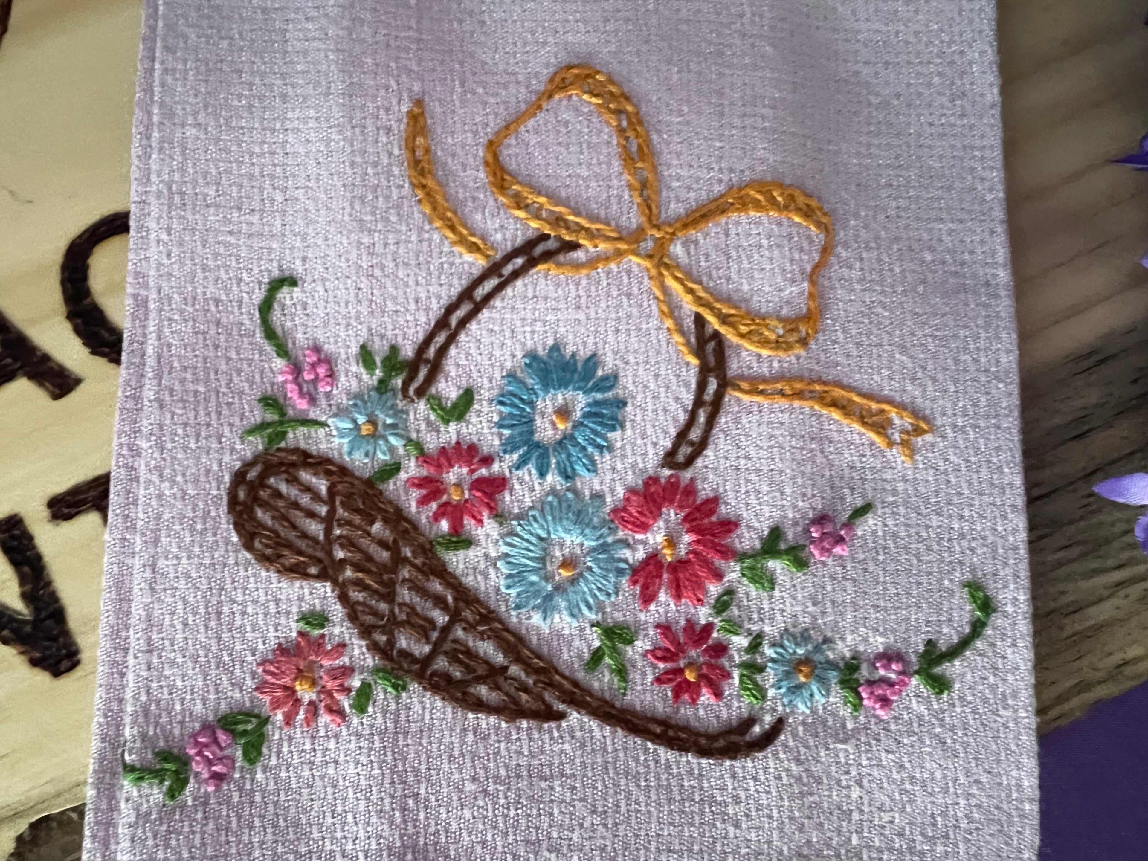 Vintage Hand-Embroidered Linen Guest Towel Set - Lavender & Primrose Yellow with Crochet Lace Trim - Set of 2