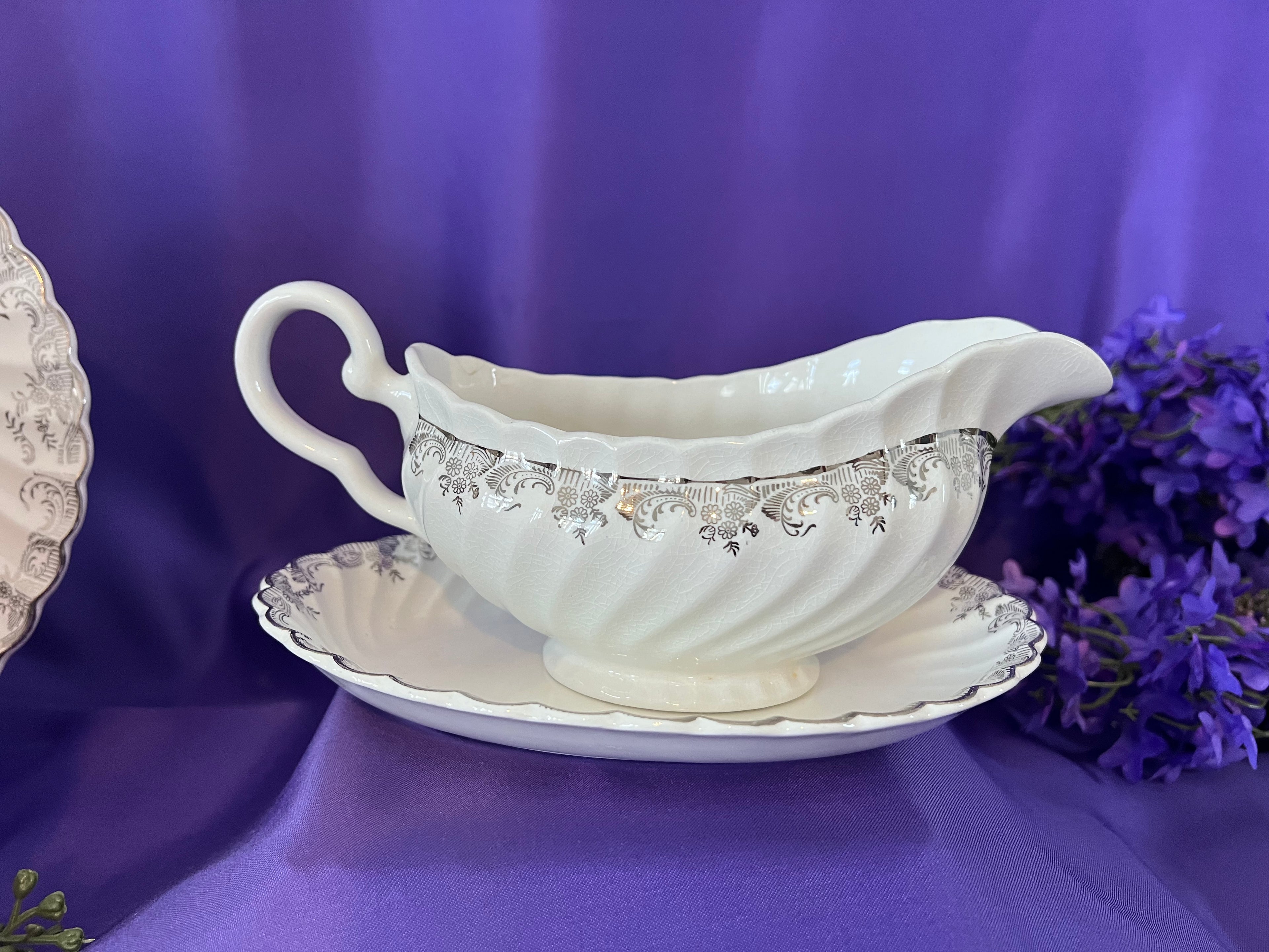 Vintage Johnson Bros Regency Tea & Dinner Service – 8 Place Settings – Silver Scroll & Scalloped Edge