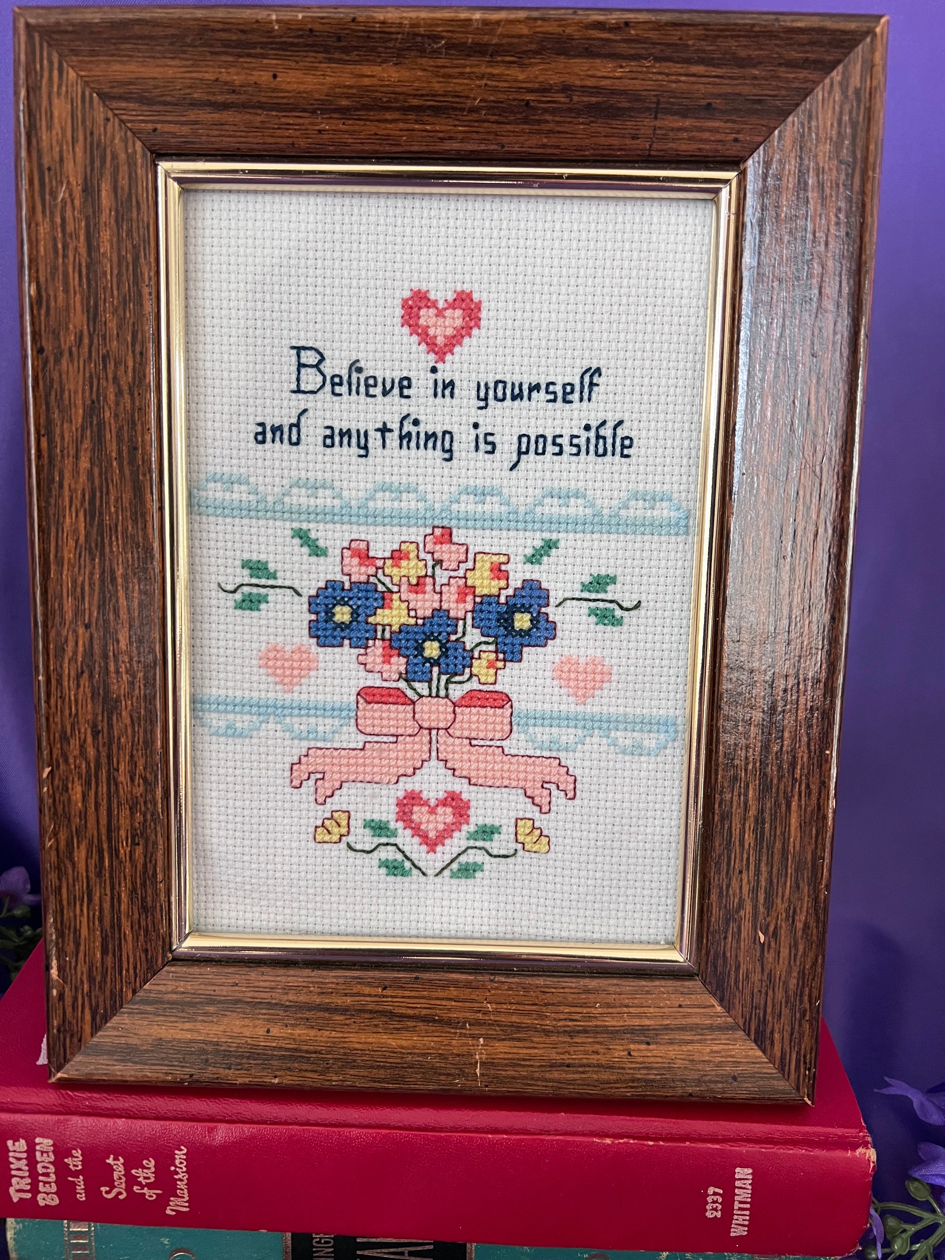 Vintage “Believe in Yourself” Framed Cross-Stitch – Floral Bouquet & Heart Motifs