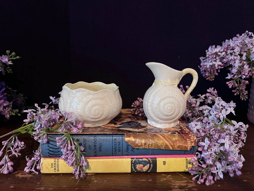 Belleek Ireland Neptune Shell Creamer and Sugar Bowl Set - Tridacna Pattern Parian China