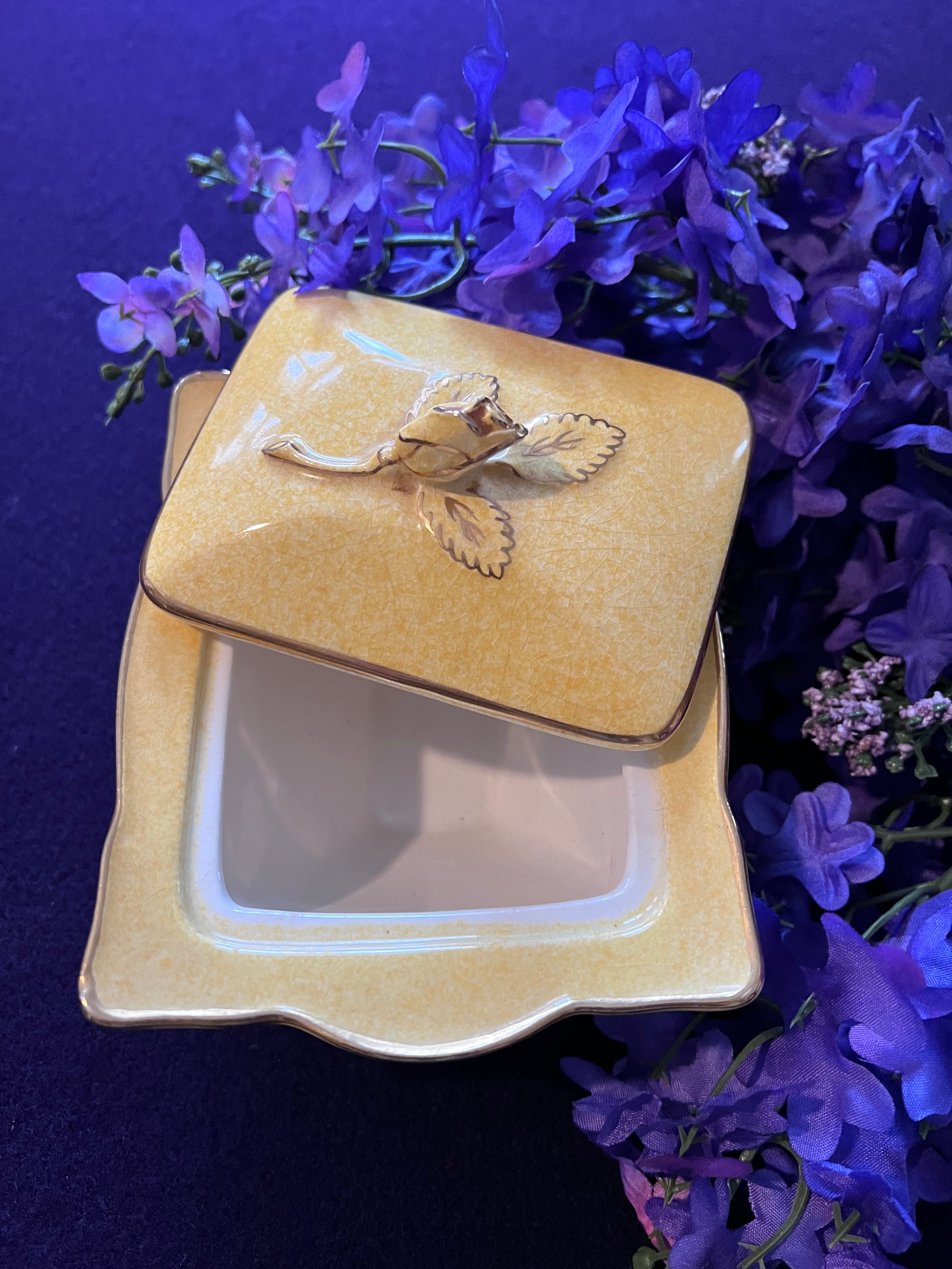 Vintage Royal Winton Grimwades Yellow Rosebud Footed Trinket Box - Made in England 1940s