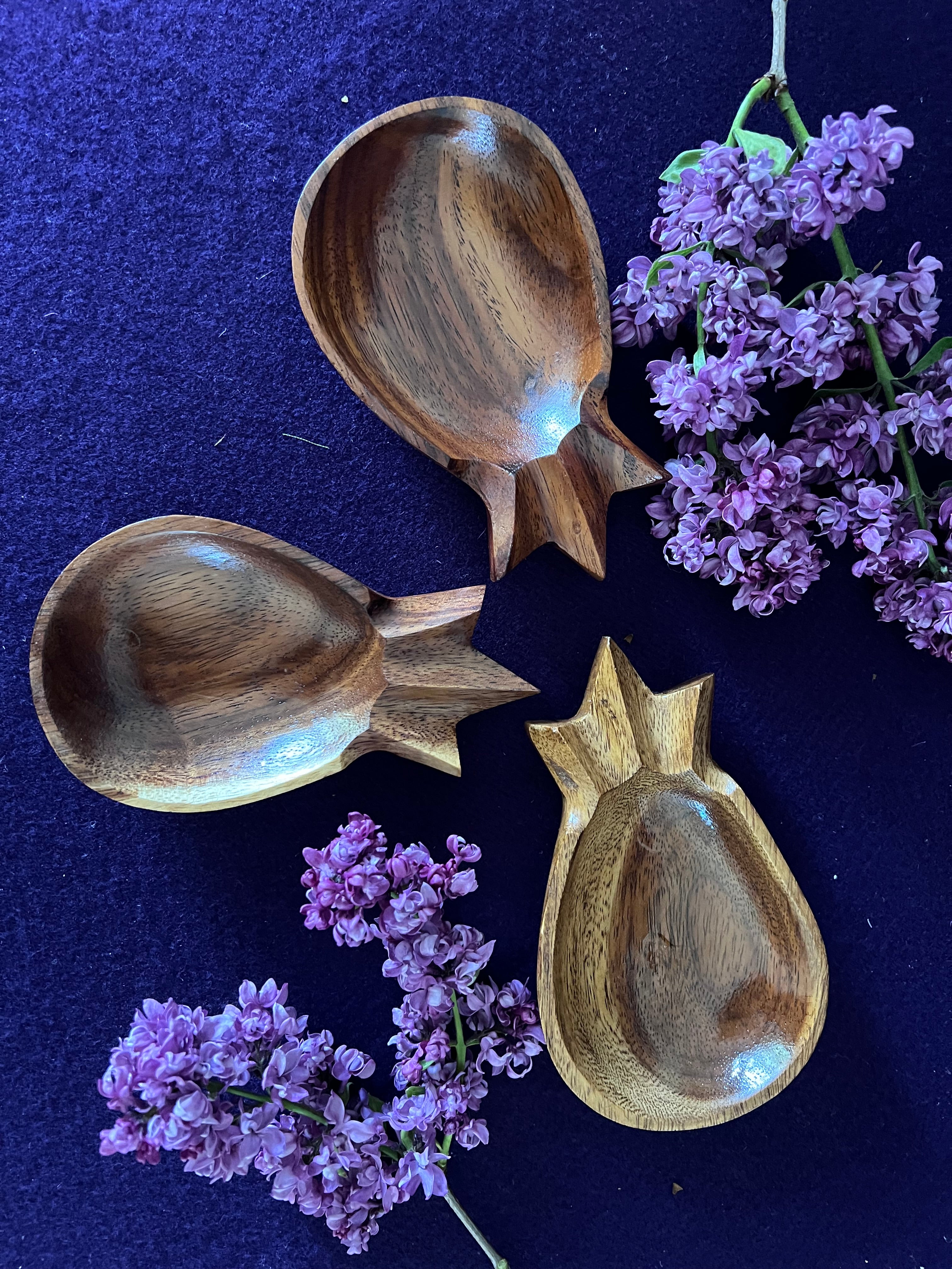 Vintage Mid-Century Monkey Pod Wood Pineapple Dishes - Set of 3 | Tropical Tiki Barware, Boho Catchall Bowls