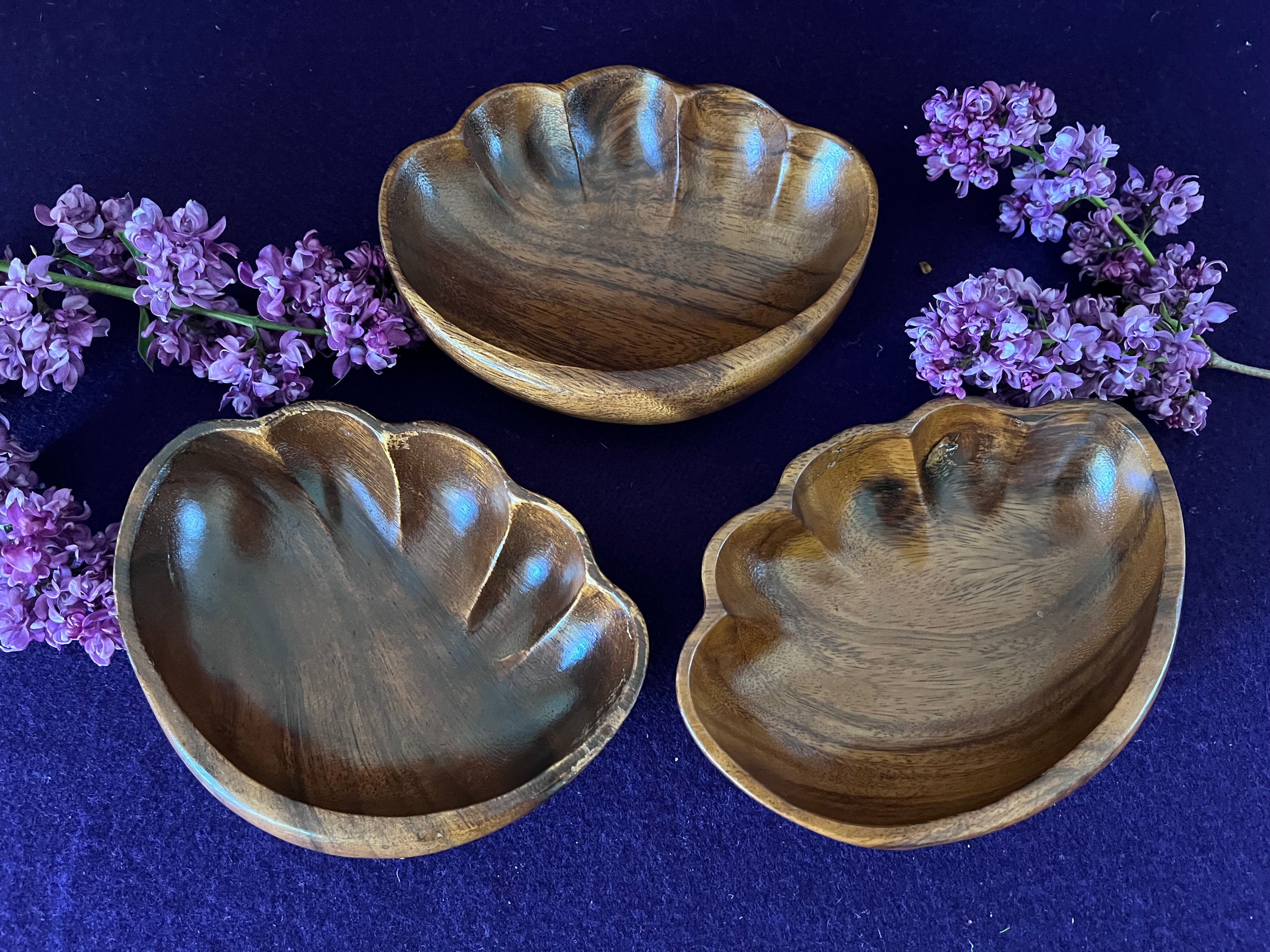 Vintage Hand-Carved Monkey Pod Wood Leaf Bowls — Set of 3