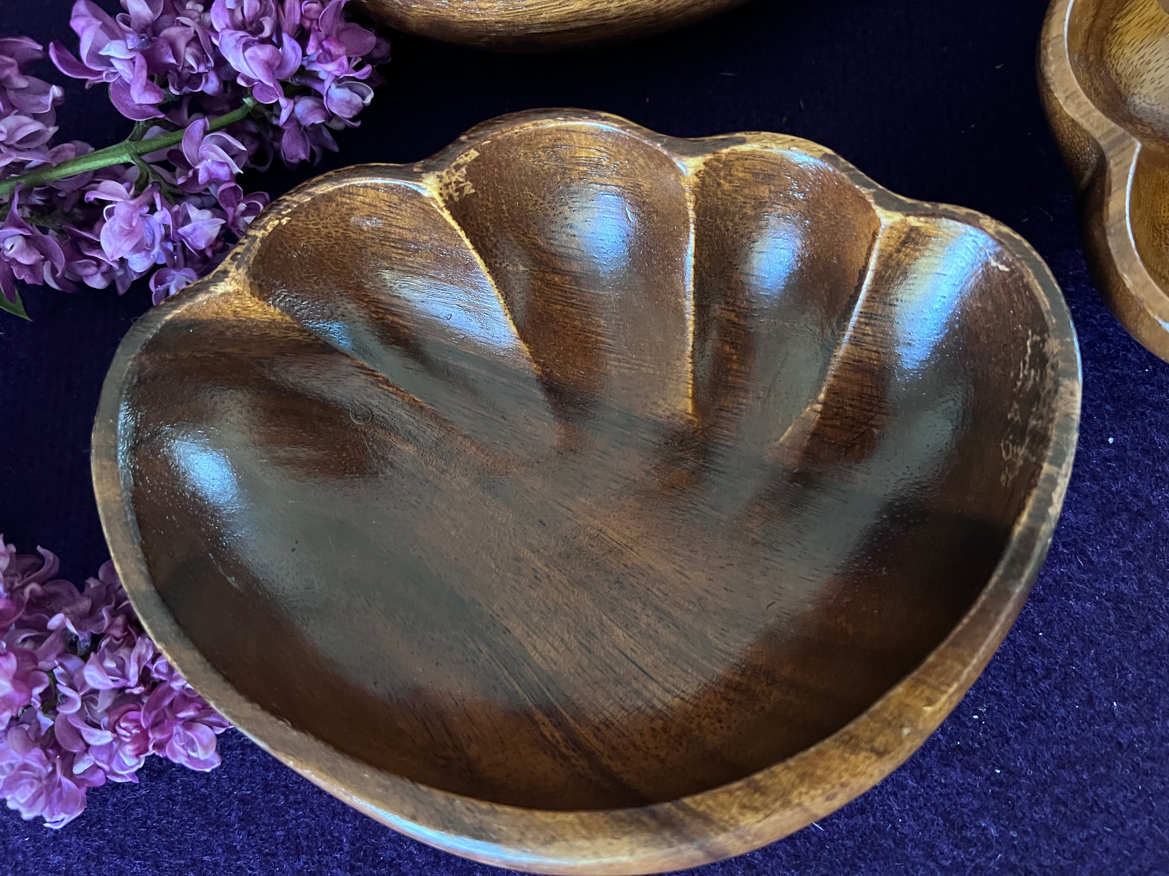 Vintage Hand-Carved Monkey Pod Wood Leaf Bowls — Set of 3