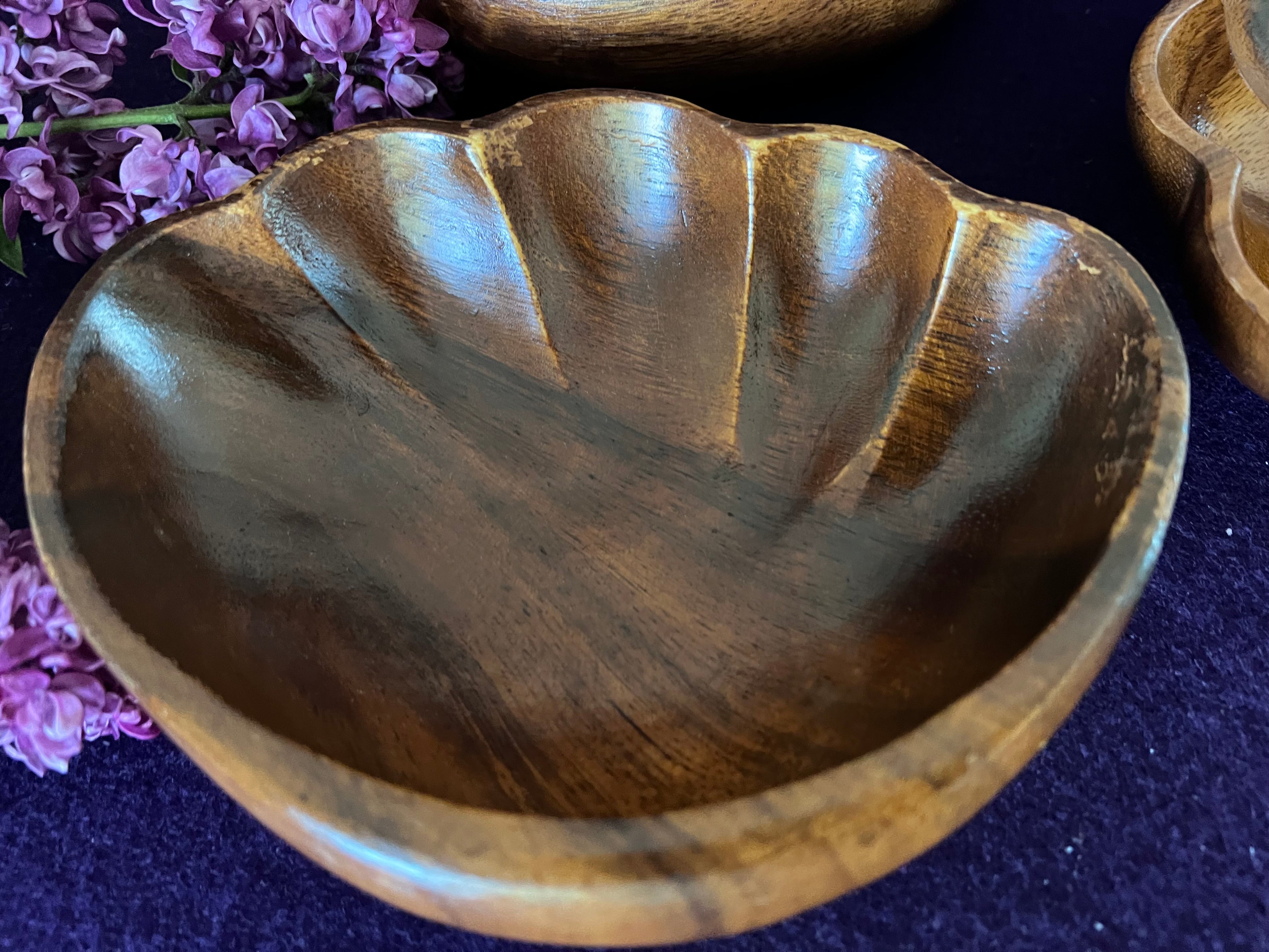 Vintage Hand-Carved Monkey Pod Wood Leaf Bowls — Set of 3