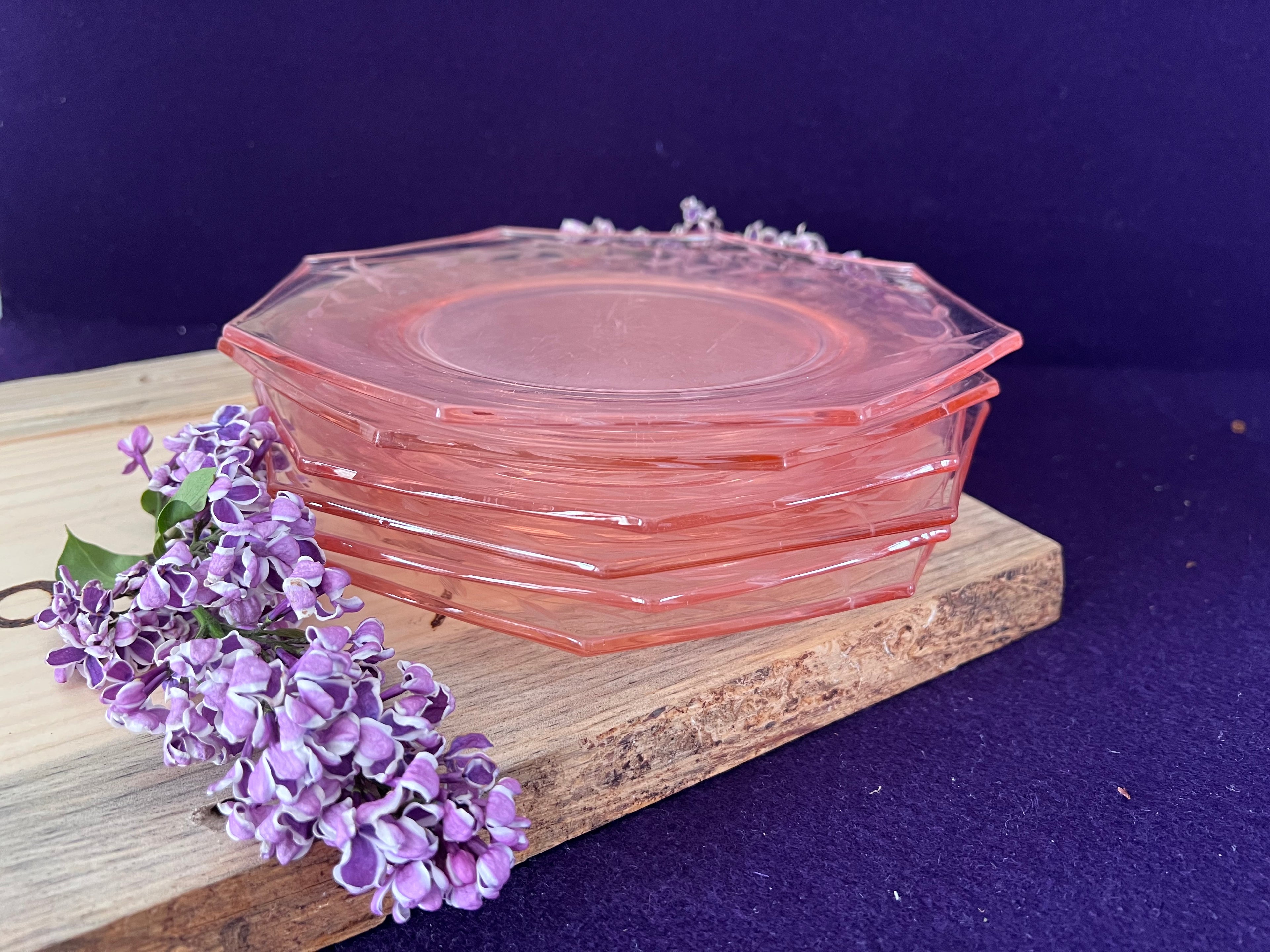 Vintage Pink Depression Glass Octagonal Plates – Laurel Leaf & Star Motif – Set of 6
