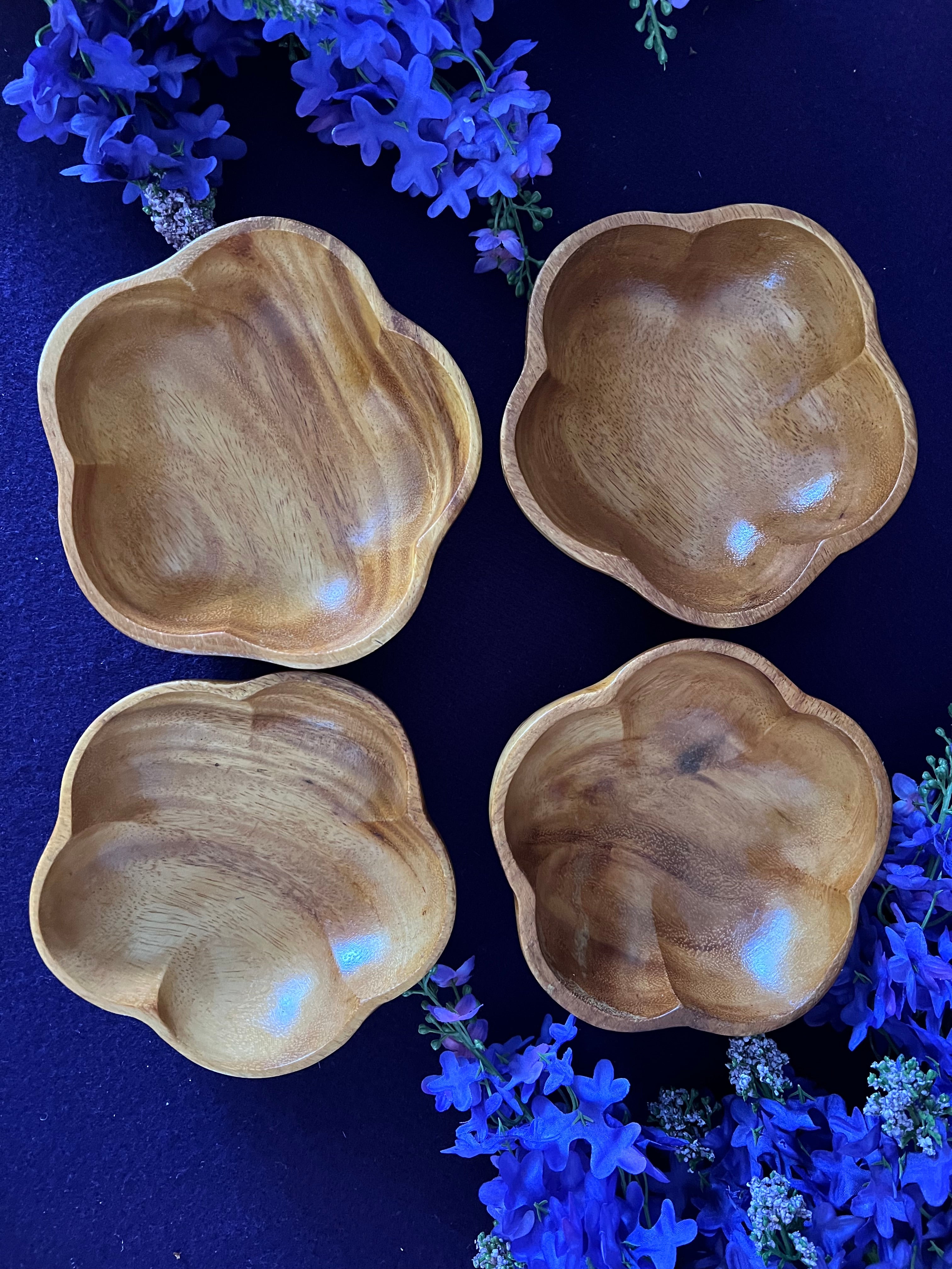 Vintage Hand-Carved Monkey Pod Wood Flower Bowls — Set of 4