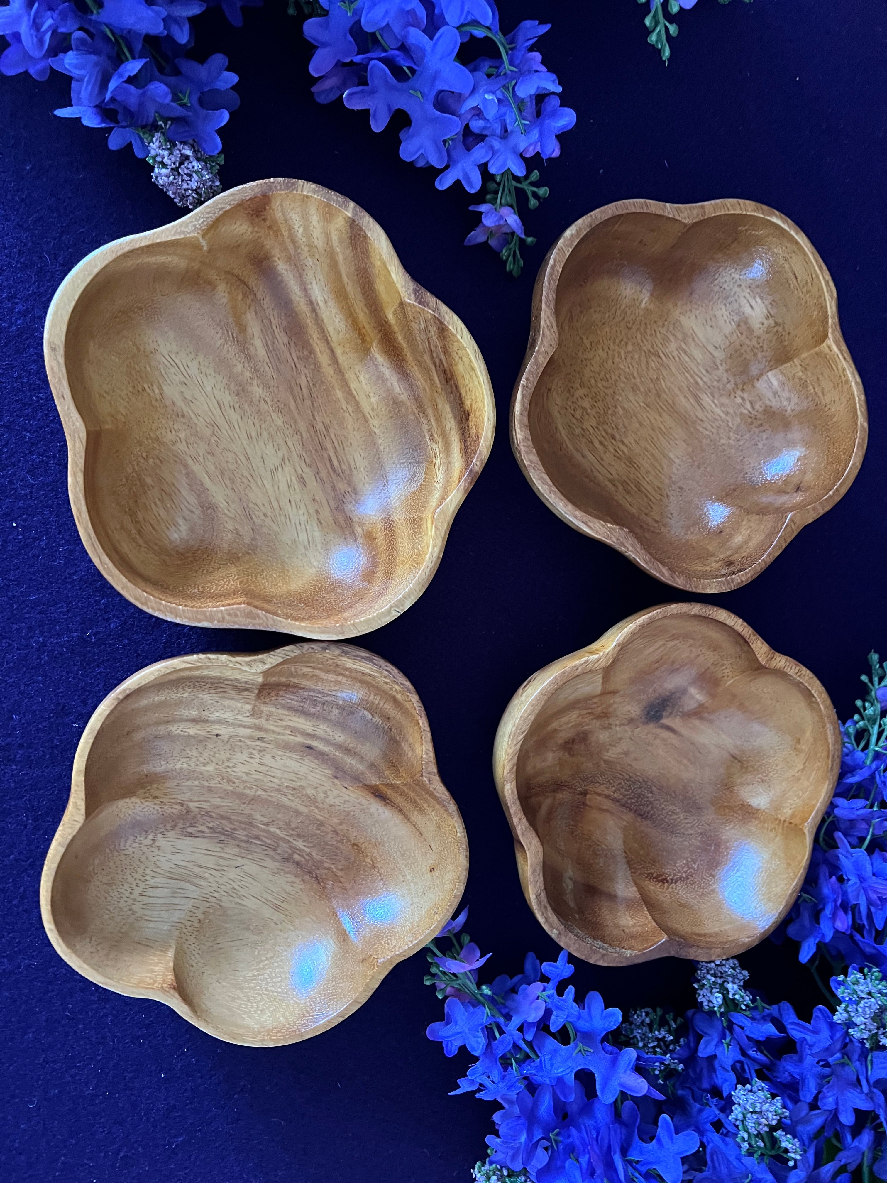 Vintage Hand-Carved Monkey Pod Wood Flower Bowls — Set of 4