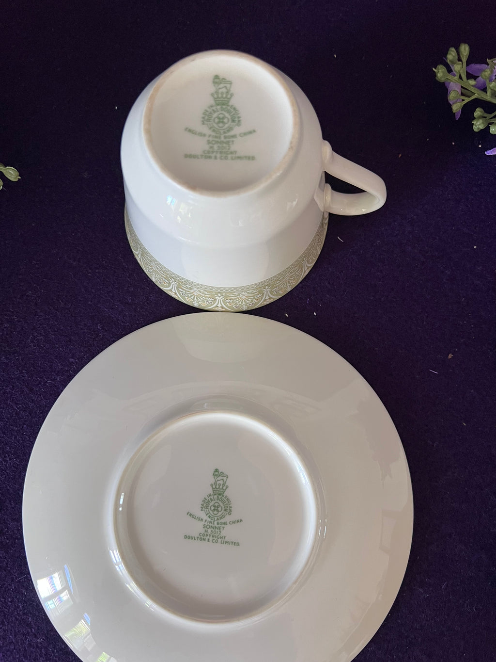 Royal Doulton "Sonnet" Teacup and Saucer Set – English Fine Bone China H.5012