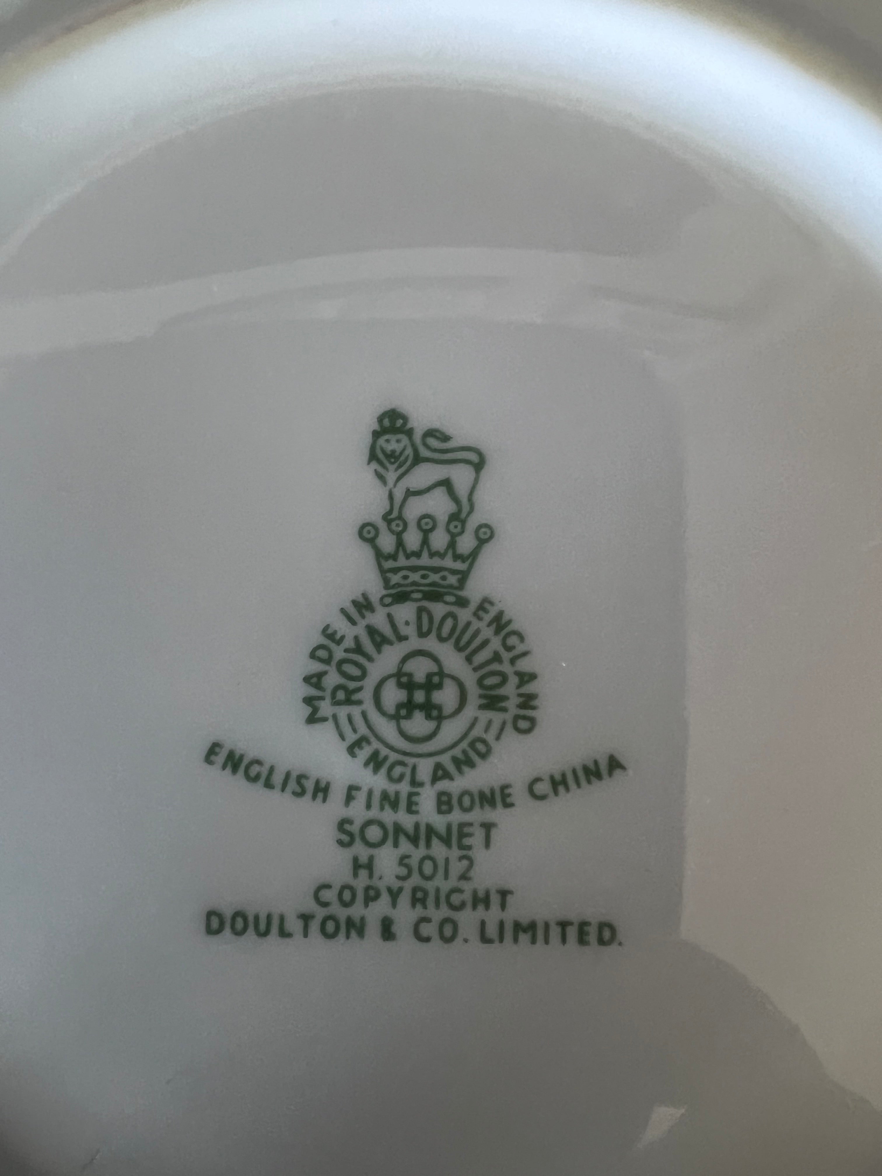 Royal Doulton "Sonnet" Teacup and Saucer Set – English Fine Bone China H.5012