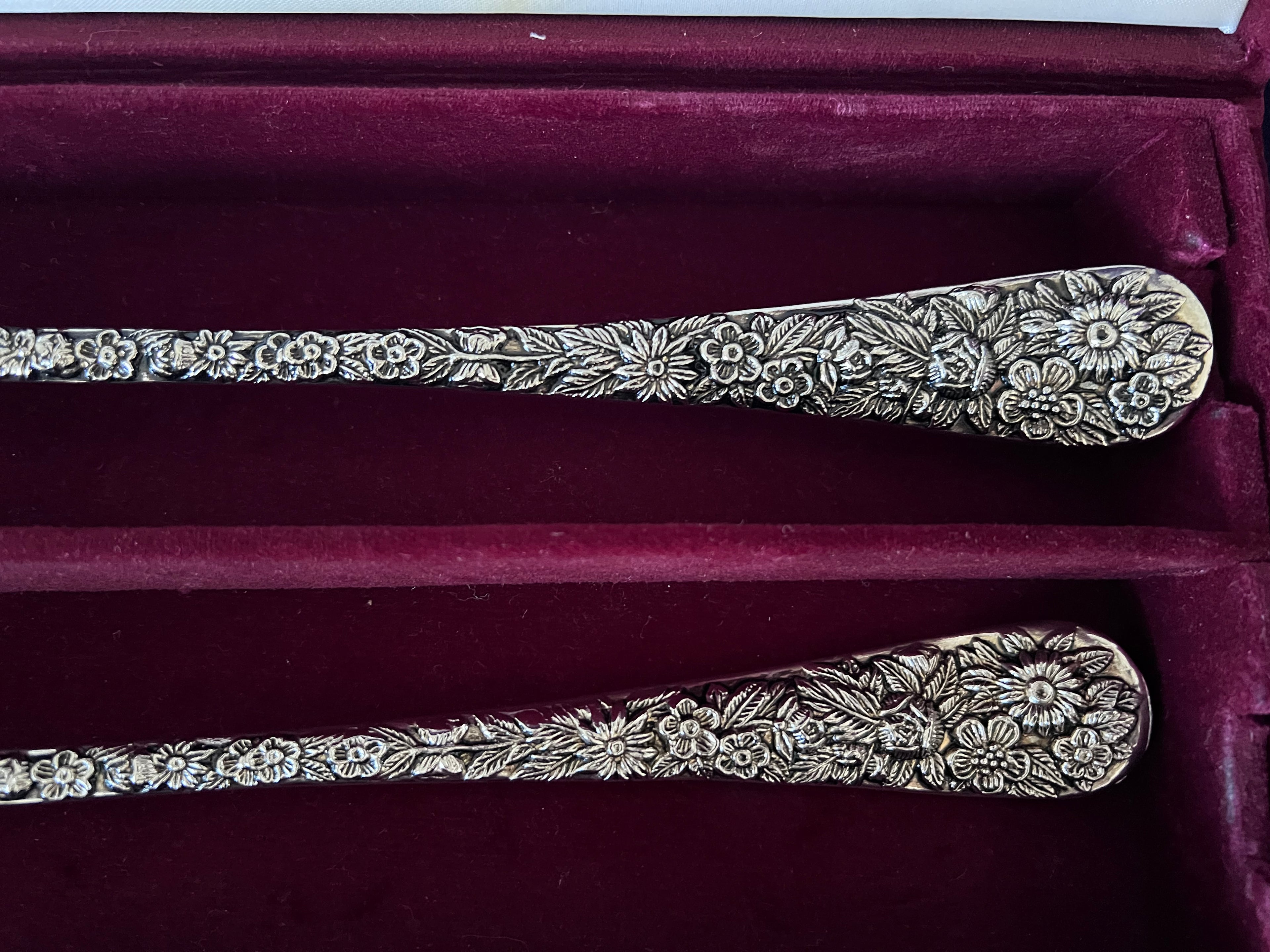 Vintage Godinger Silver Plated Salad Serving Set Cased, American Silversmiths Collection Repousse Floral Salad Spoon and Fork Set