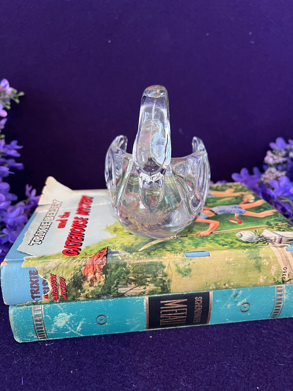 Vintage Pressed Glass Swan Trinket Dish — Grandmillennial Vanity Catchall