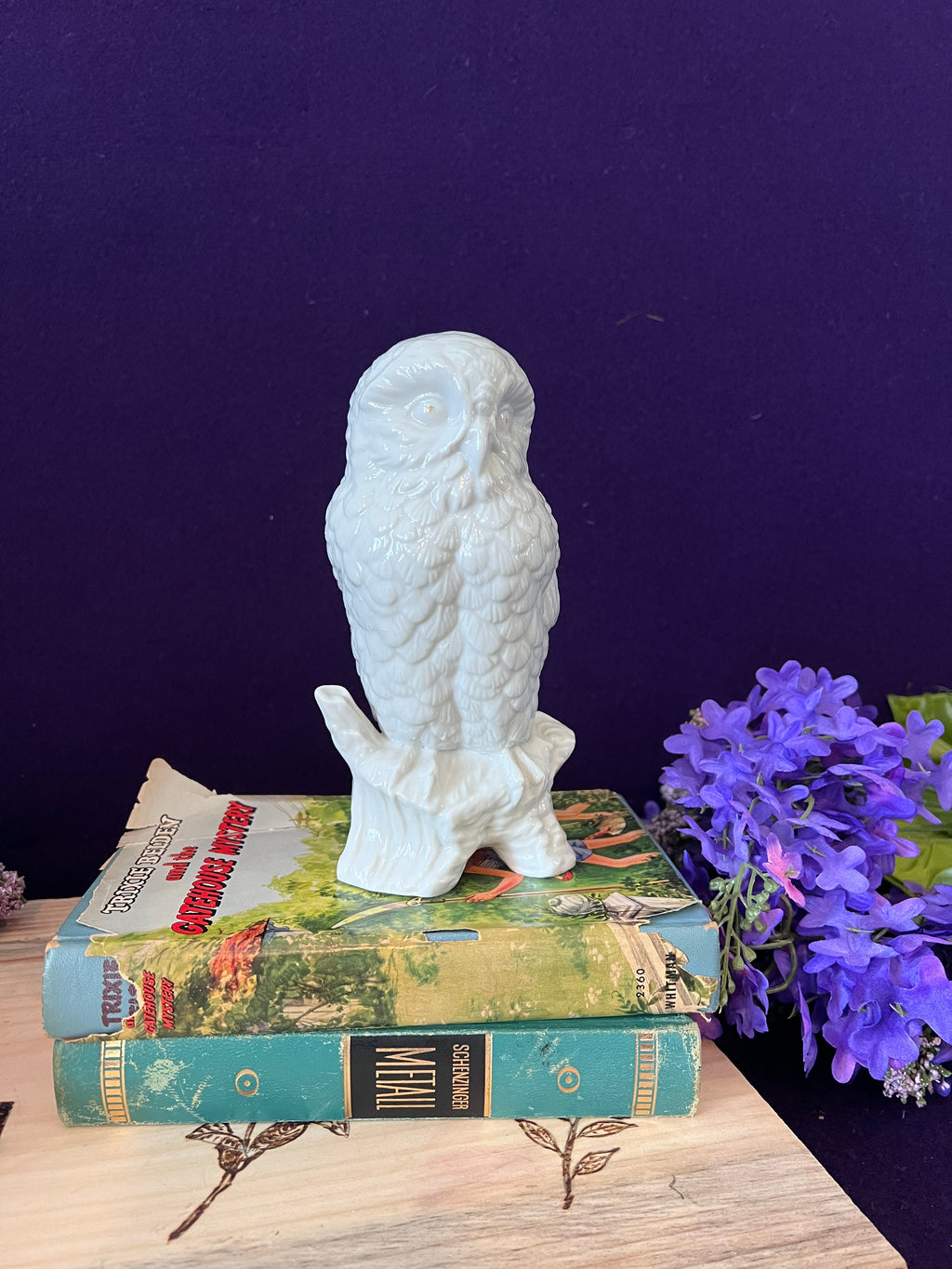 Vintage White Porcelain Owl Figurine on Tree Stump — Capilano Vancouver, Made in Japan