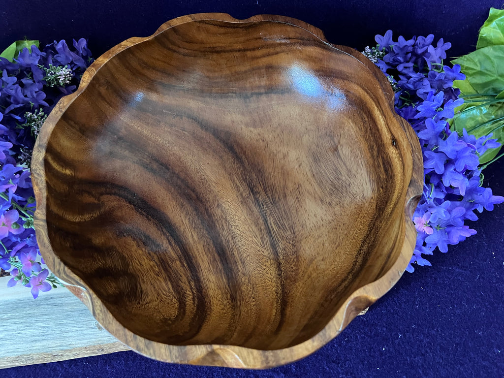 Vintage Mid-Century Modern Monkey Pod Wood Serving Bowl – Scalloped Edge – Hand-Carved