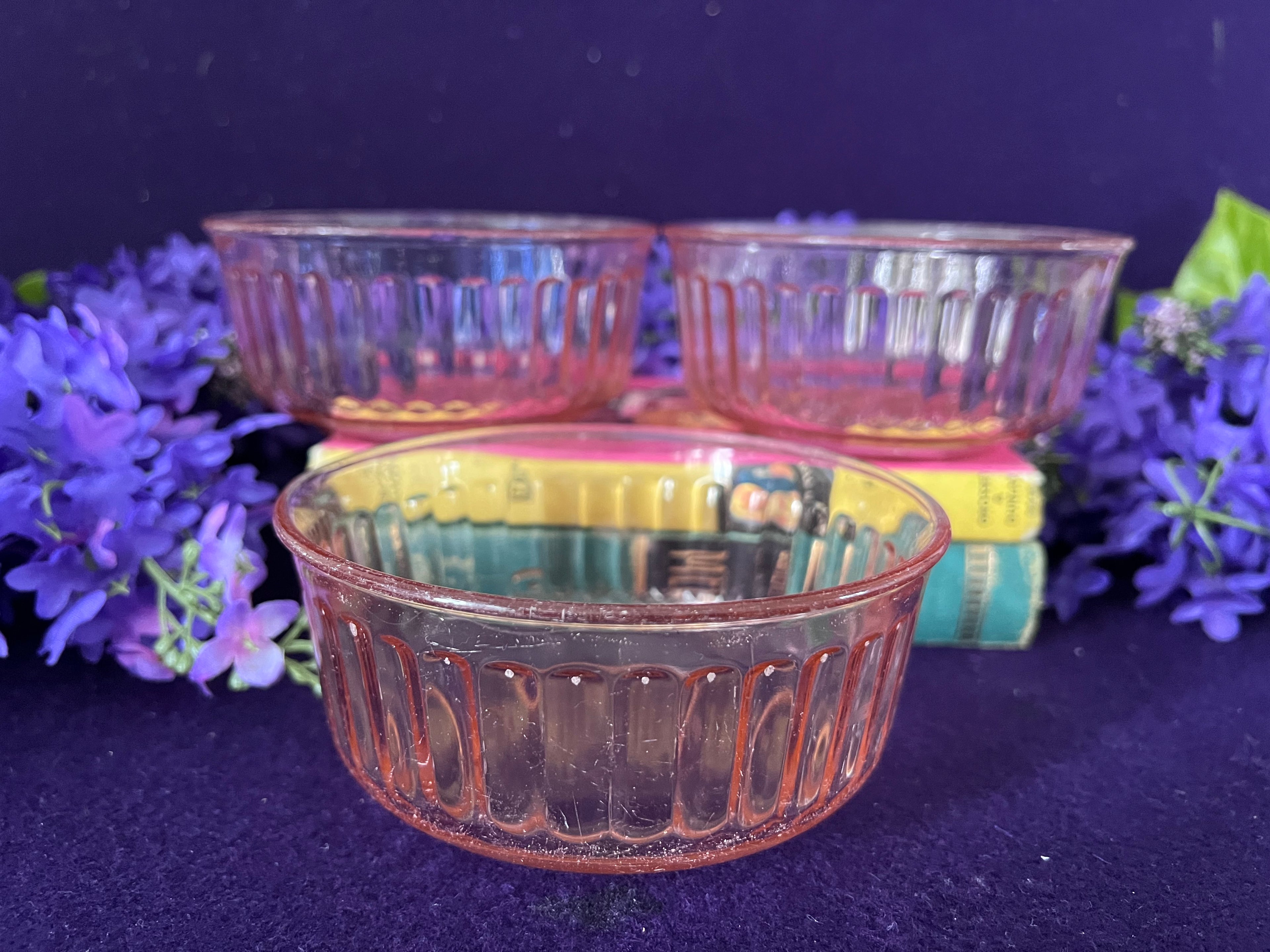 Vintage Pink Depression Glass Ribbed Bowls — Set of 3, 1930s–1940s Grandmillennial Kitchen