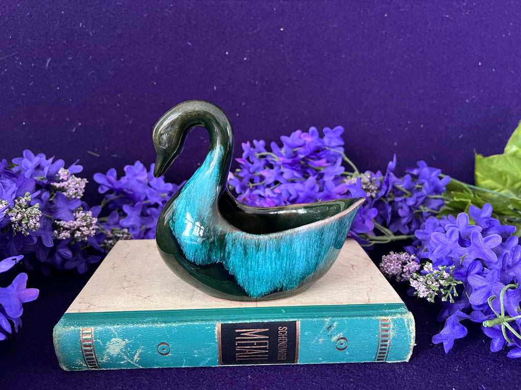 Vintage Blue Mountain Pottery Swan Planter — Green Drip Glaze, Collingwood Ontario c.1970s
