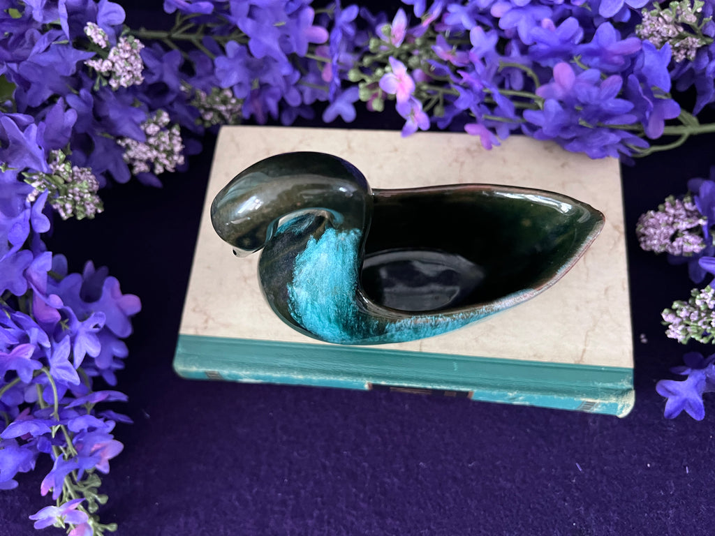 Vintage Blue Mountain Pottery Swan Planter — Green Drip Glaze, Collingwood Ontario c.1970s