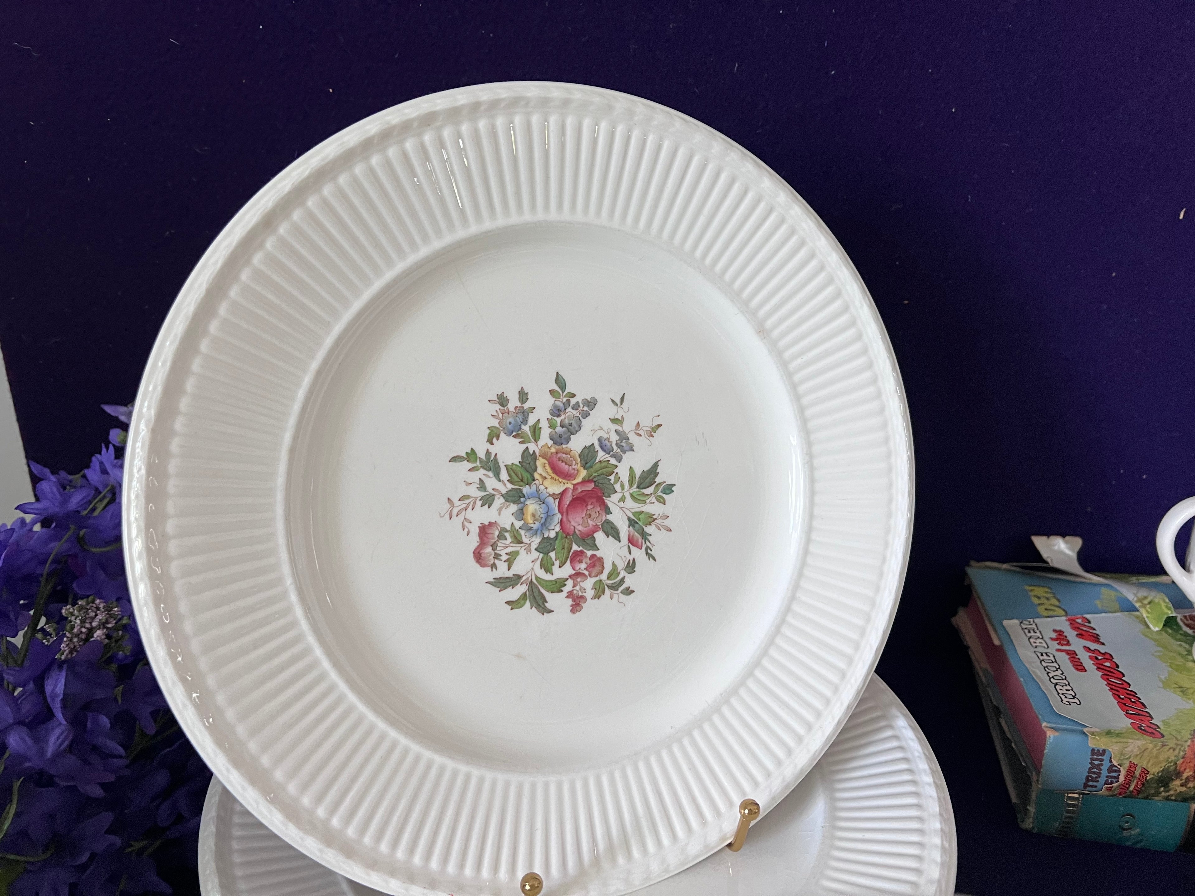 Vintage Wedgwood "Conway" Fine China Dinnerware Set – Made in England