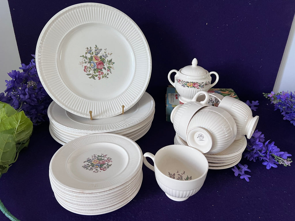 Vintage Wedgwood "Conway" Fine China Dinnerware Set – Made in England