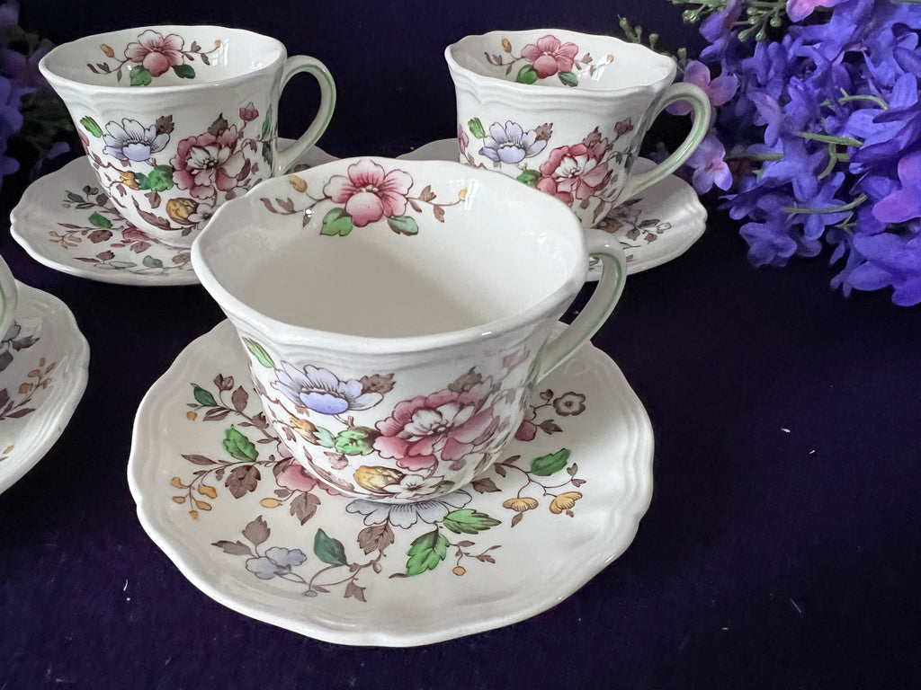 Royal Doulton ‘Monmouth’ Teacups, Set of 4 | D.6195 Vintage English Bone China