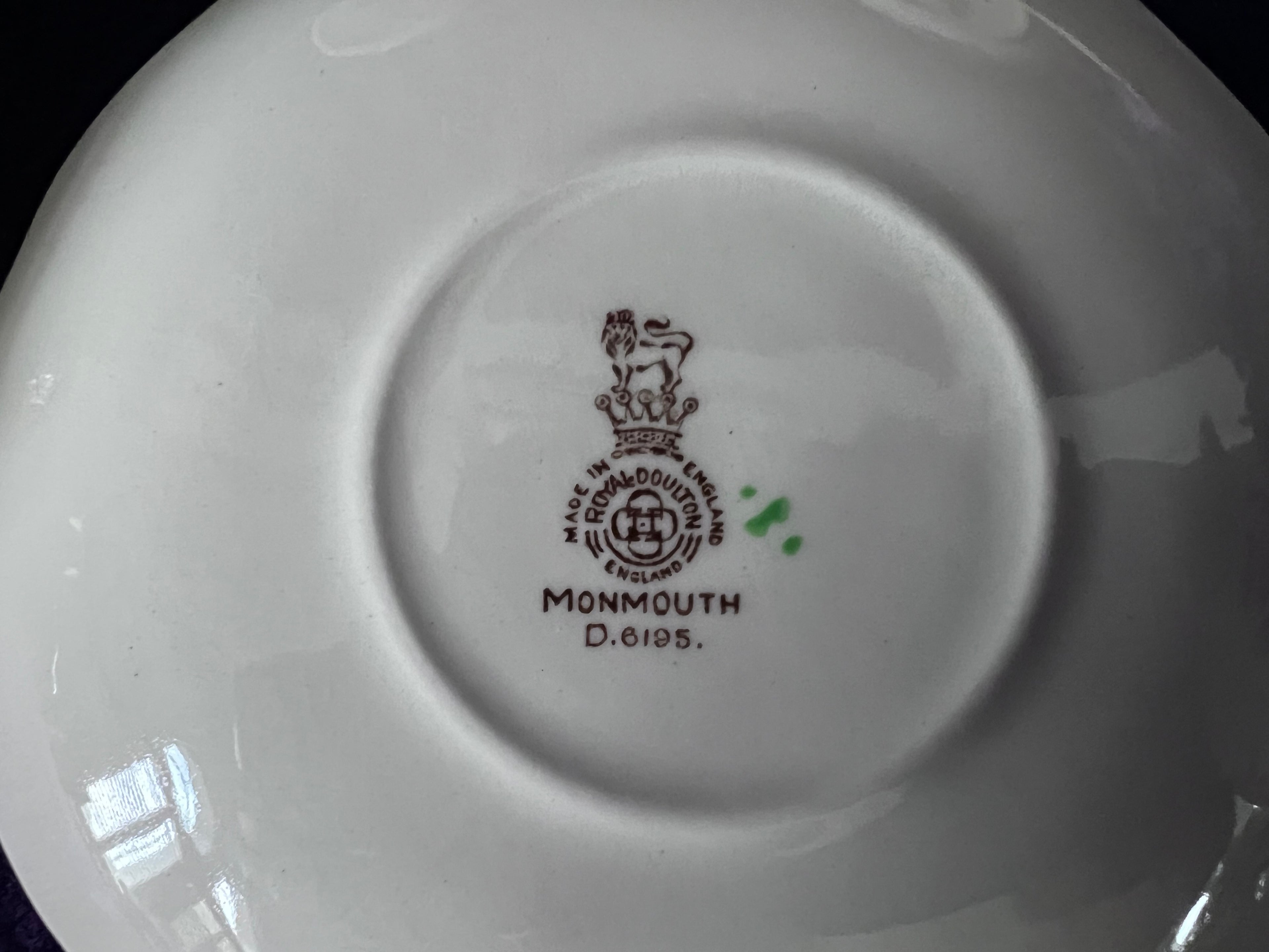 Royal Doulton ‘Monmouth’ Teacups, Set of 4 | D.6195 Vintage English Bone China