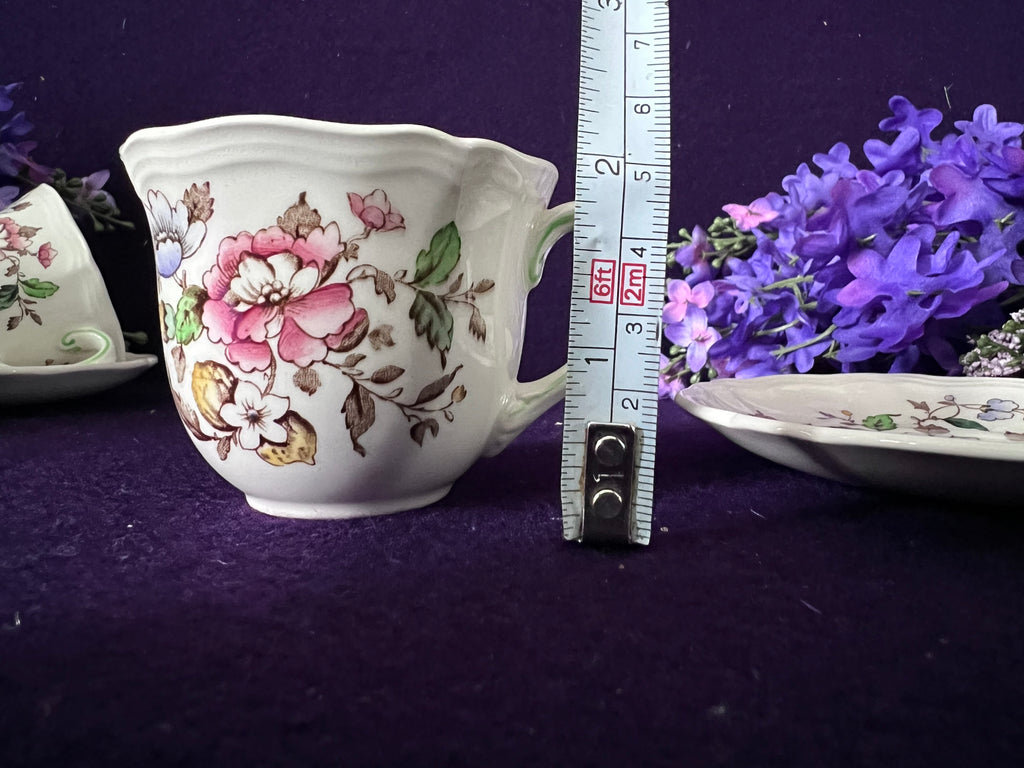 Royal Doulton ‘Monmouth’ Teacups, Set of 4 | D.6195 Vintage English Bone China