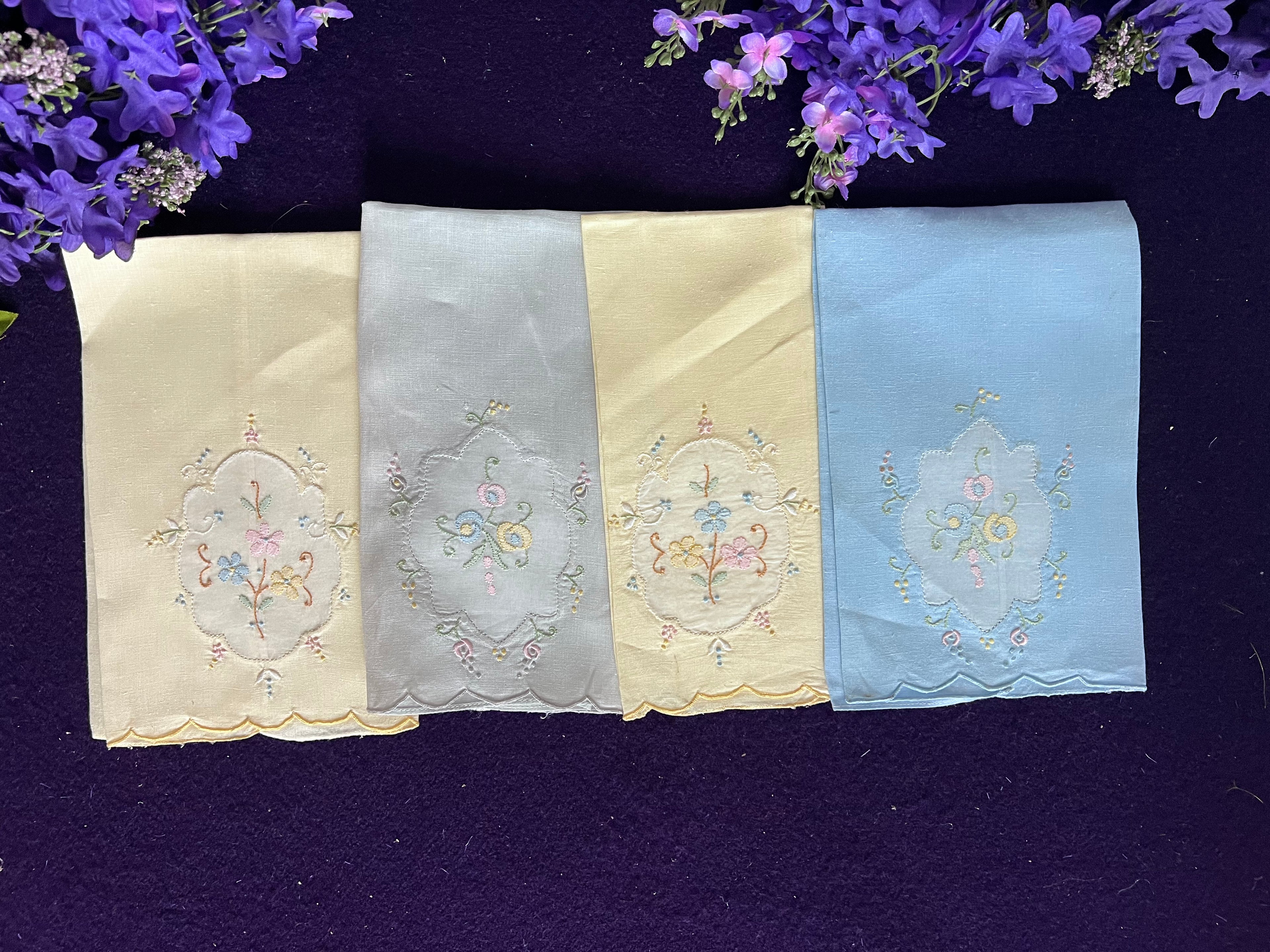 Vintage Pastel Embroidered Guest Towels, Set of 4 | Scalloped Edge Floral Linens