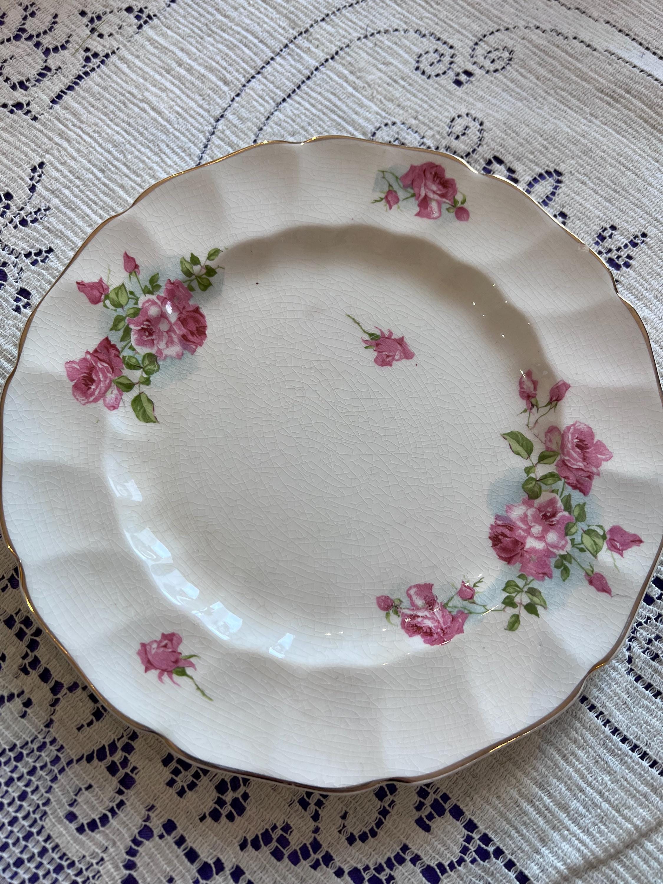 Antique Johnson Brothers Old Chelsea Pink Rose for Four – Scalloped Swirl Plates and Bowls