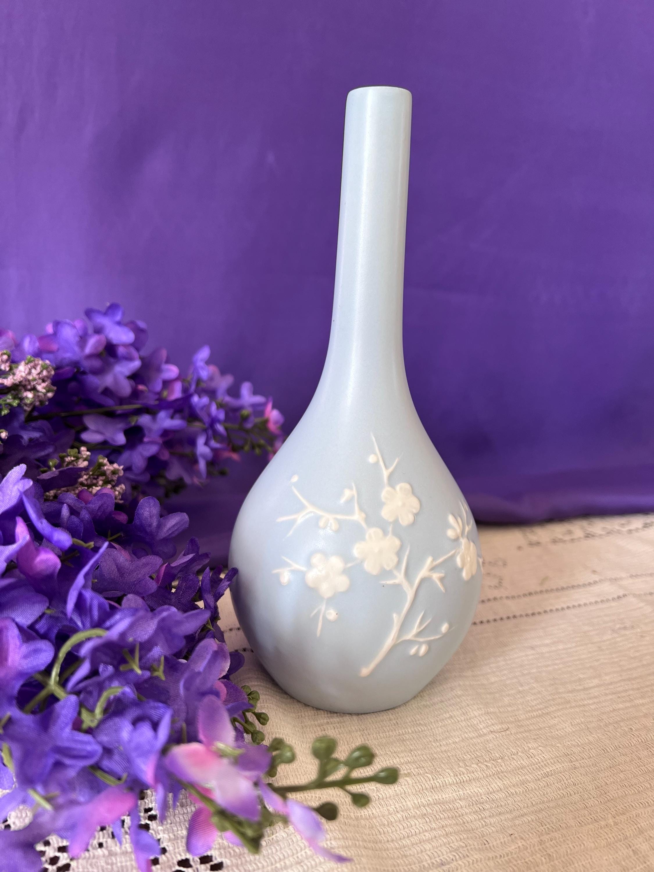 Vintage Copeland Spode Geisha Bud Vase – Blue Cherry Blossom Relief England